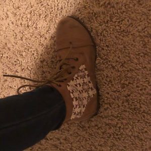 Brown boots